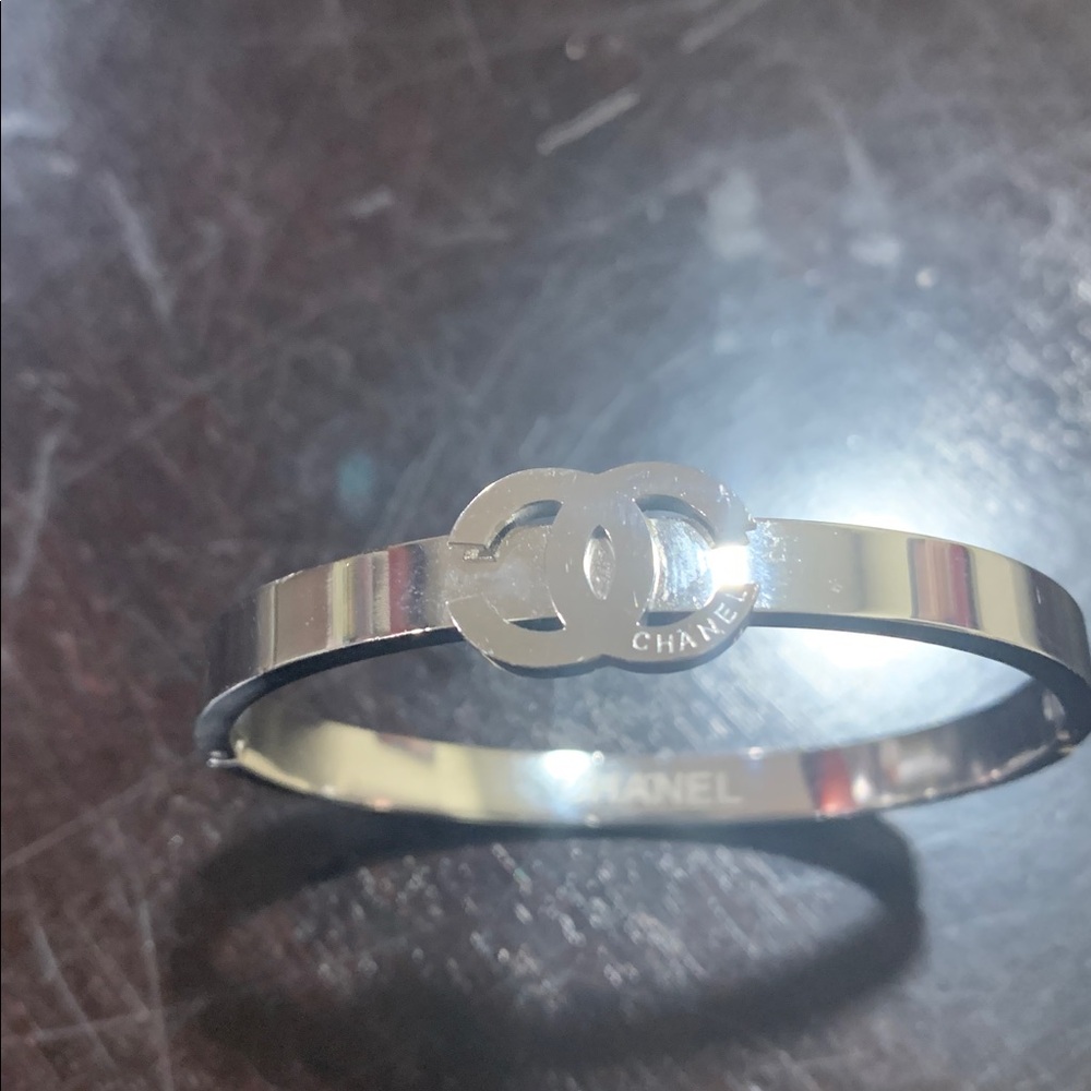 Designer Inspired Metallic Silver Bangle